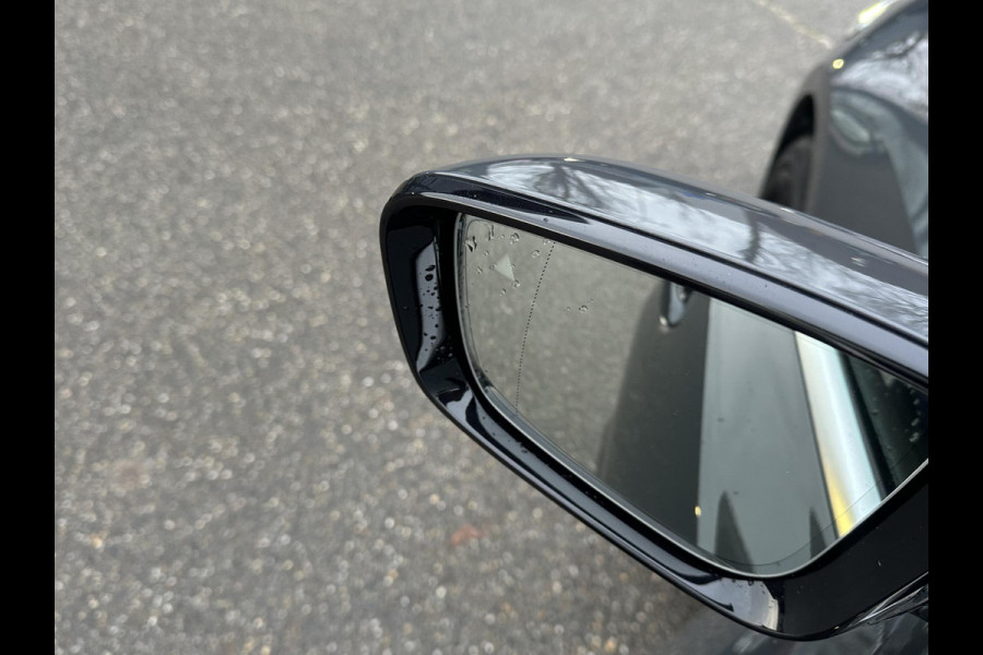 BMW 3-serie 330e High Executive VAN: €45.900,- VOOR: €41.877,- UW EINDEJAARSVOORDEEL: €4.023| M SPORT | SCHUIFDAK | LEDER | HARMAN KARDON | LASER LED | ELECTR STOELEN | KEYLESS | HEAD UP| DODE HOEK HERKENNING | STUURWIEL VERWARMING