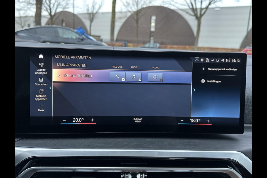 BMW 3-serie 330e High Executive VAN: €45.900,- VOOR: €41.877,- UW EINDEJAARSVOORDEEL: €4.023| M SPORT | SCHUIFDAK | LEDER | HARMAN KARDON | LASER LED | ELECTR STOELEN | KEYLESS | HEAD UP| DODE HOEK HERKENNING | STUURWIEL VERWARMING