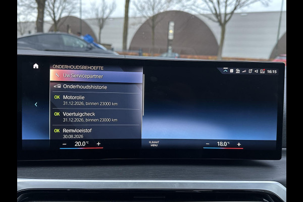 BMW 3-serie 330e High Executive VAN: €45.900,- VOOR: €41.877,- UW EINDEJAARSVOORDEEL: €4.023| M SPORT | SCHUIFDAK | LEDER | HARMAN KARDON | LASER LED | ELECTR STOELEN | KEYLESS | HEAD UP| DODE HOEK HERKENNING | STUURWIEL VERWARMING