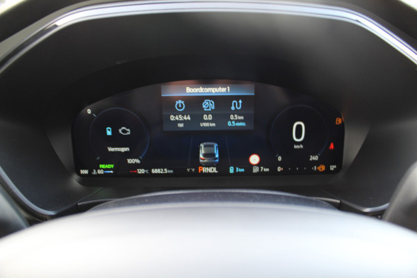 Ford Kuga 2.5-243pk PHEV ST-Line X. Van €. 54.937,- voor €. 43.735,- ! Trekgewicht van 2.100kg ! Elektr. verstelb. AGR stoelen voor, Stoel-, stuur-, voorraam- en achterbank verwarming, Elektr. panorama/schuif-kanteldak , Trekhaak elektr. wegklapbaar, B&O soundsyst. etc.