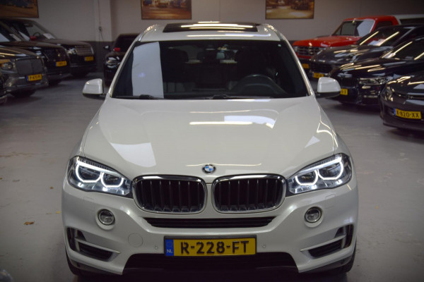 BMW X5 XDrive35i High Executive Navi|Leder|Panoramadak|Keyless-entry|Dealer onderhouden|Lane-assist|