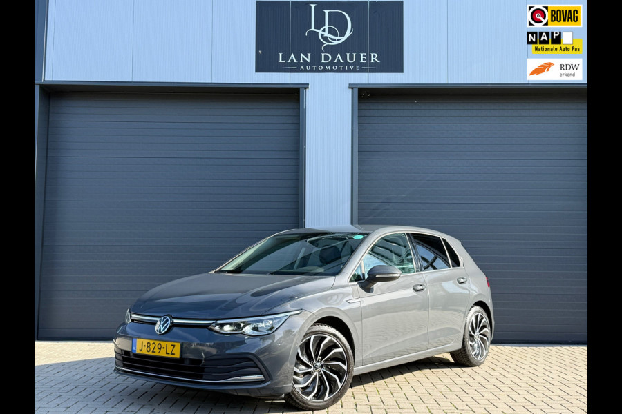 Volkswagen Golf 1.5 TSI Style / Nardo Grey !