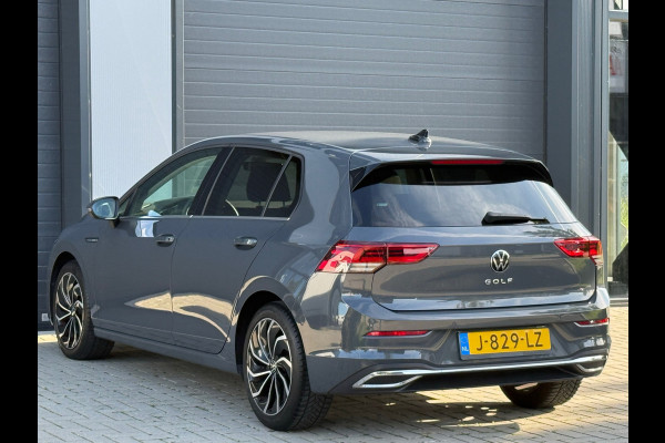 Volkswagen Golf 1.5 TSI Style / Nardo Grey !