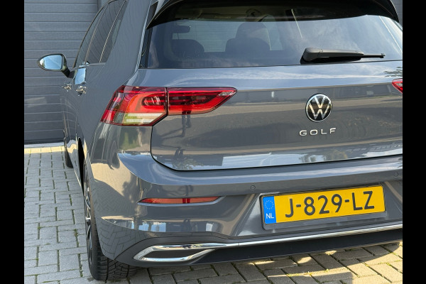 Volkswagen Golf 1.5 TSI Style / Nardo Grey !