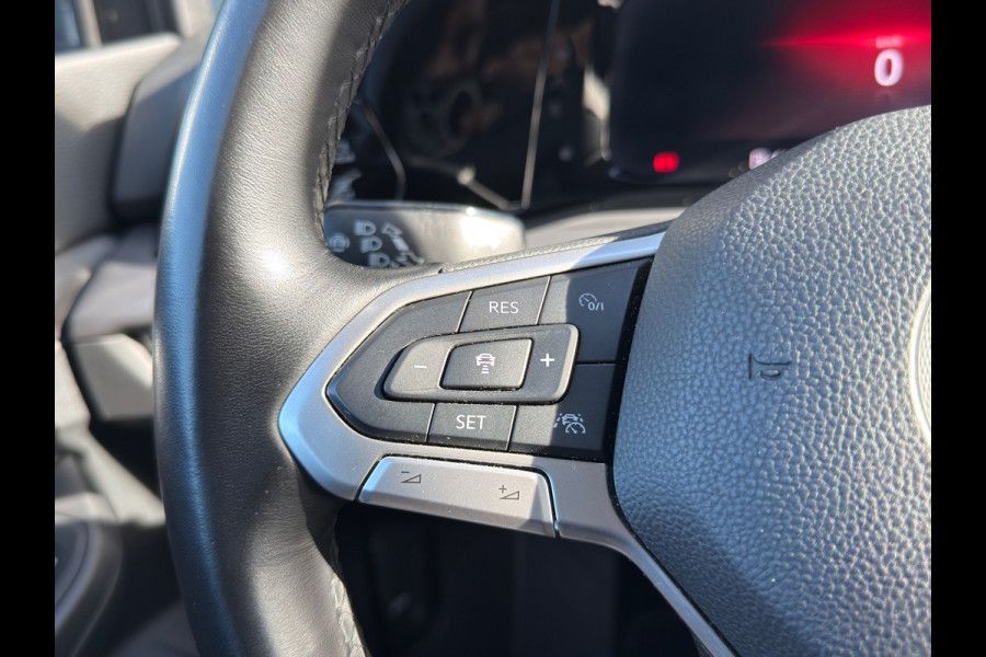 Volkswagen Golf 1.5 TSI Style / Nardo Grey !