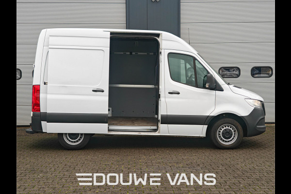 Mercedes-Benz Sprinter L1H2 211 MBUX Navigatie Camera Airco Trekhaak