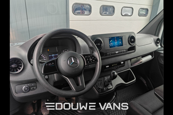 Mercedes-Benz Sprinter L1H2 211 MBUX Navigatie Camera Airco Trekhaak