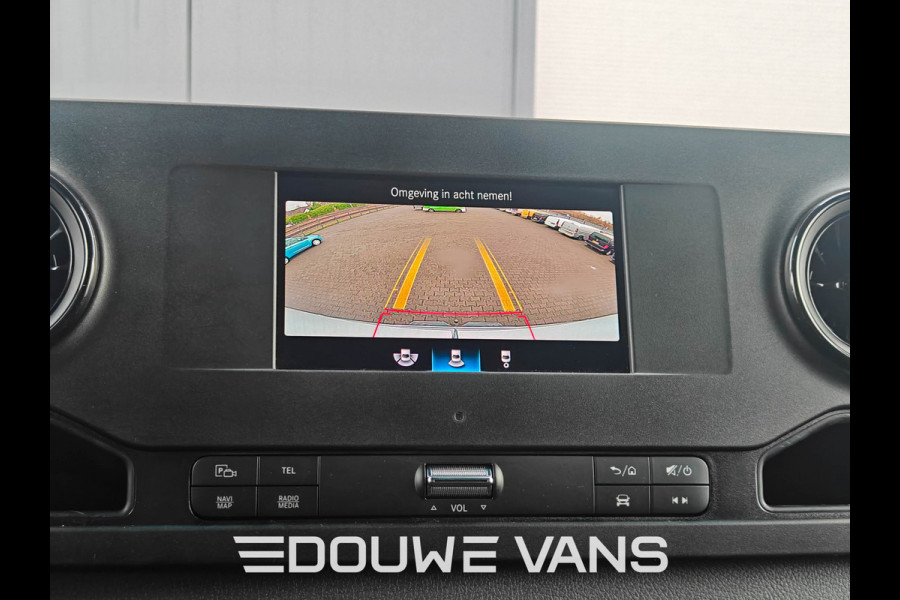 Mercedes-Benz Sprinter L1H2 211 MBUX Navigatie Camera Airco Trekhaak