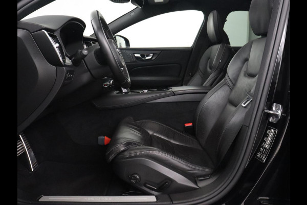 Volvo S60 2.0 Recharge T6 R-Design | Panoramadak | Leder | 360 Camera | Head-Up | Adaptive cruise | Stoelventilatie | Harman/Kardon | Massage | Carplay | Navigatie | Full LED | Memory | PHEV | Plug In