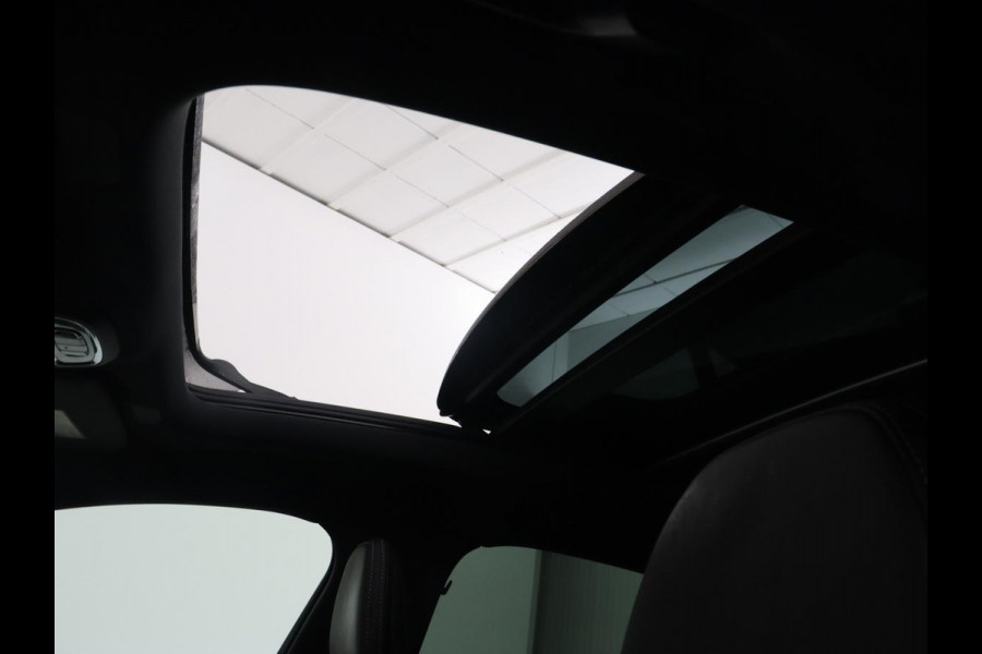 Volvo S60 2.0 Recharge T6 R-Design | Panoramadak | Leder | 360 Camera | Head-Up | Adaptive cruise | Stoelventilatie | Harman/Kardon | Massage | Carplay | Navigatie | Full LED | Memory | PHEV | Plug In