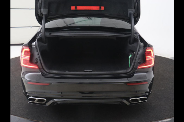 Volvo S60 2.0 Recharge T6 R-Design | Panoramadak | Leder | 360 Camera | Head-Up | Adaptive cruise | Stoelventilatie | Harman/Kardon | Massage | Carplay | Navigatie | Full LED | Memory | PHEV | Plug In