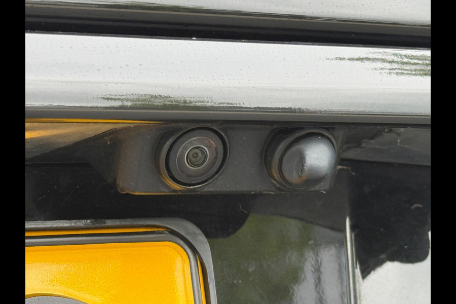 Land Rover Range Rover Sport P400e Autobiography Dynamic / BTW / Luchtvering / 360 Camera / Schuifdak / Black