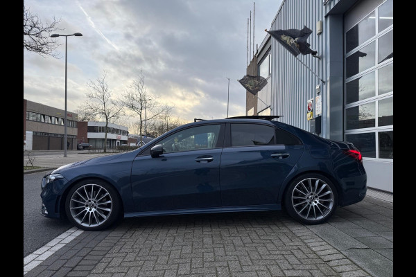 Mercedes-Benz A-Klasse 220 4MATIC Premium Plus LEER/NAV/PANO