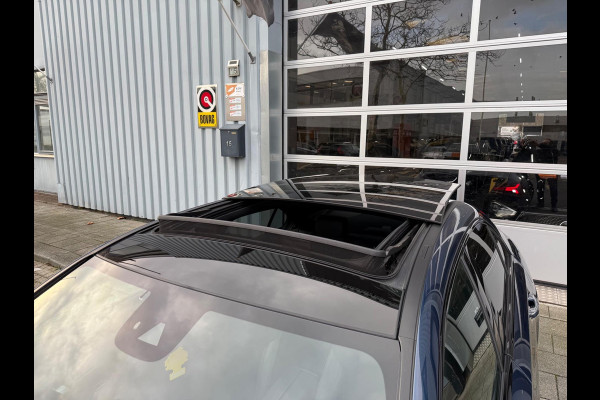 Mercedes-Benz A-Klasse 220 4MATIC Premium Plus LEER/NAV/PANO