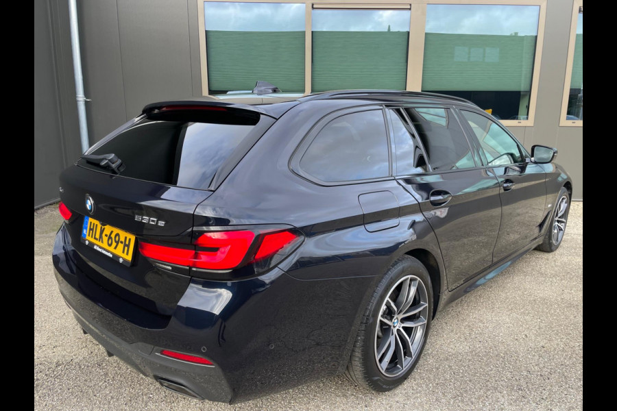 BMW 5 Serie Touring 530e xDrive High Executive LCI M-Sport Interieur Dealer onderhouden Zeer Luxe!!!