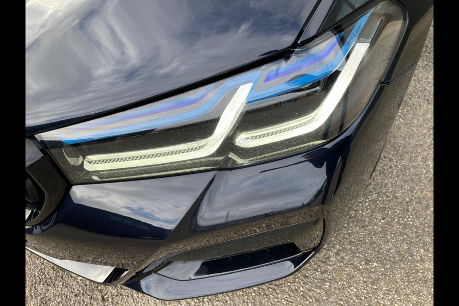 BMW 5 Serie Touring 530e xDrive High Executive LCI M-Sport Interieur Dealer onderhouden Zeer Luxe!!!