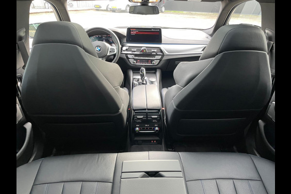 BMW 5 Serie Touring 530e xDrive High Executive LCI M-Sport Interieur Dealer onderhouden Zeer Luxe!!!