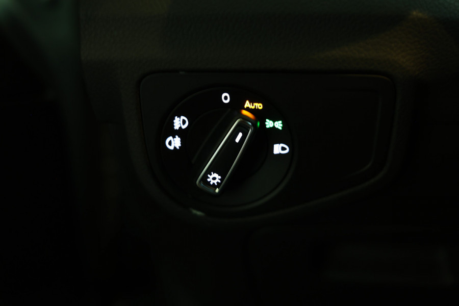 Volkswagen Golf Sportsvan 1.5 TSI DSG Highline ACC DAB NAV BT STOELVW TREKHAAK '18