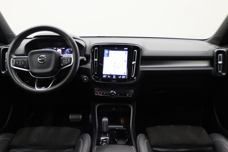 Volvo XC40 2.0 T4 AWD R-Design Panoramadak, H&K, Virtual Cockpit, Apple Carplay, LED, Trekhaak, 18''