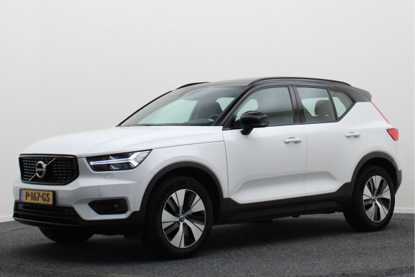Volvo XC40 2.0 T4 AWD R-Design Panoramadak, H&K, Virtual Cockpit, Apple Carplay, LED, Trekhaak, 18''