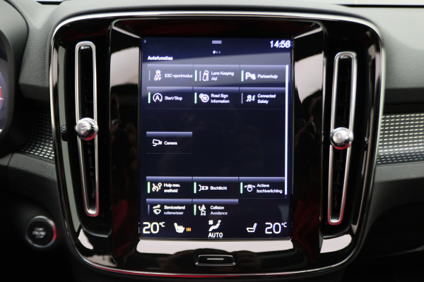 Volvo XC40 2.0 T4 AWD R-Design Panoramadak, H&K, Virtual Cockpit, Apple Carplay, LED, Trekhaak, 18''