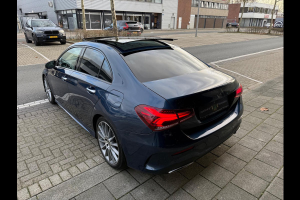 Mercedes-Benz A-Klasse 220 4MATIC Premium Plus LEER/NAV/PANO