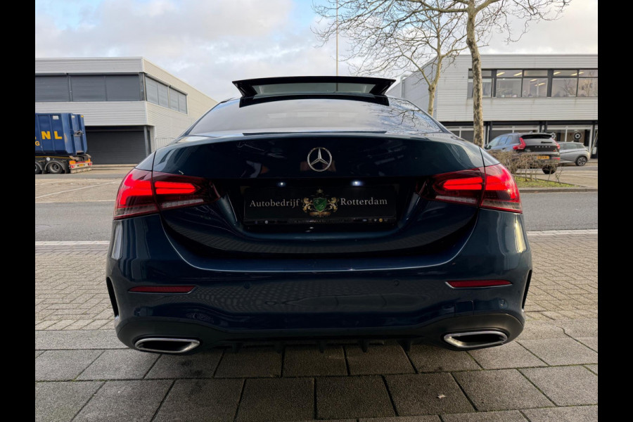 Mercedes-Benz A-Klasse 220 4MATIC Premium Plus LEER/NAV/PANO