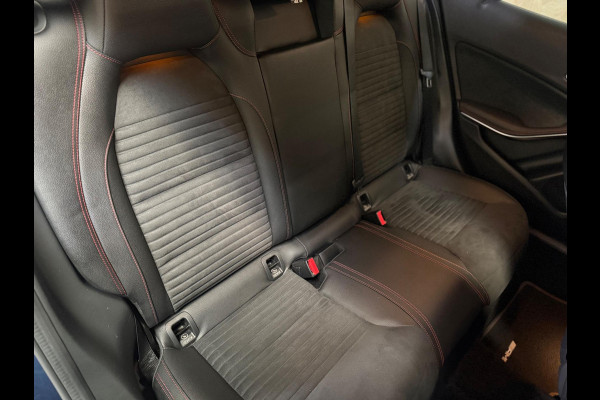 Mercedes-Benz GLA 180 Business Solution AMG | Pano | Camera | Sfeerverlichting |
