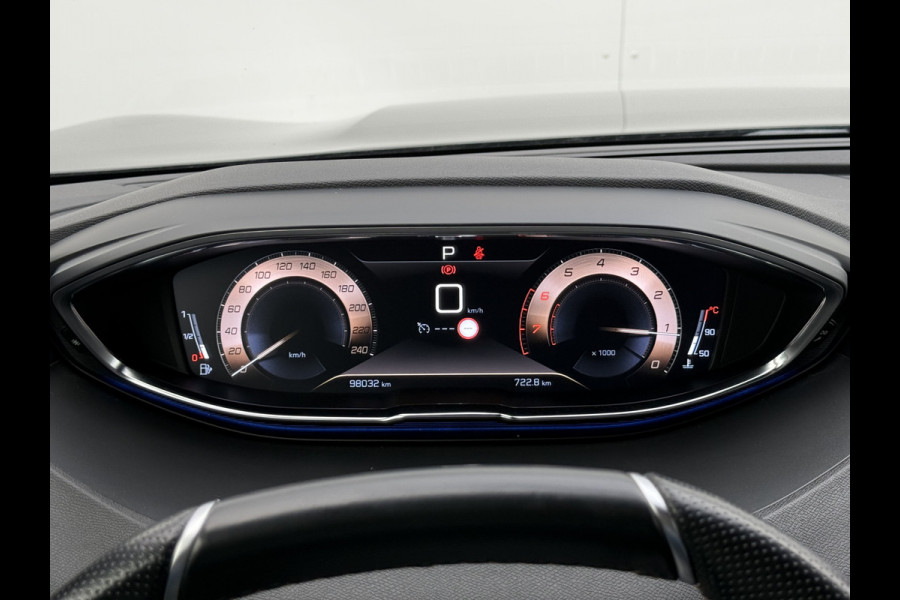Peugeot 3008 1.2 PureTech GT Line | Trekhaak | CarPlay | LED | Dodehoek | 18 inch