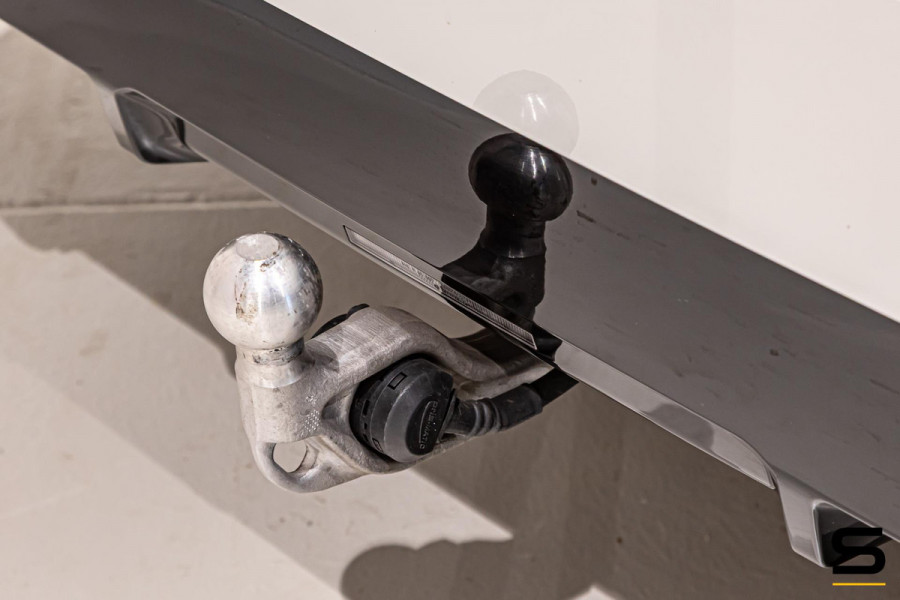 BMW 5 Serie Touring 520i|M-sport|Fisc€70.000|H&K|E-trekhaak|