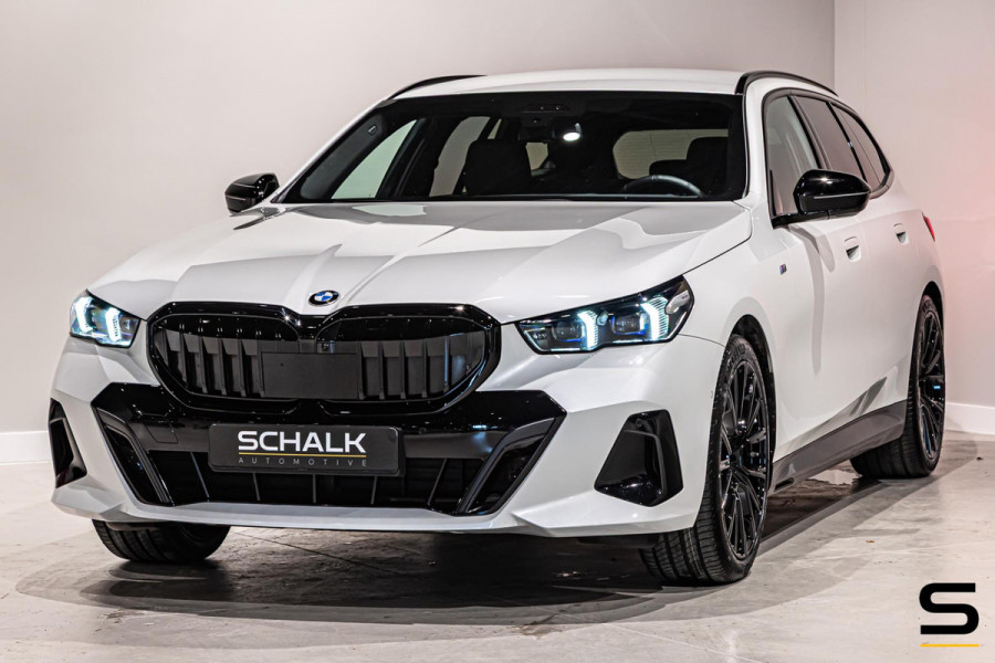 BMW 5 Serie Touring 520i|M-sport|Fisc€70.000|H&K|E-trekhaak|