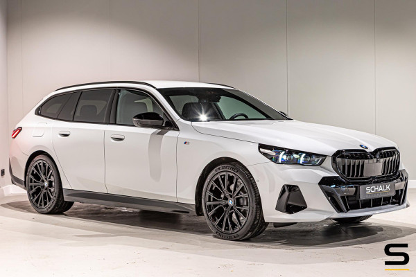 BMW 5 Serie Touring 520i|M-sport|Fisc€70.000|H&K|E-trekhaak|