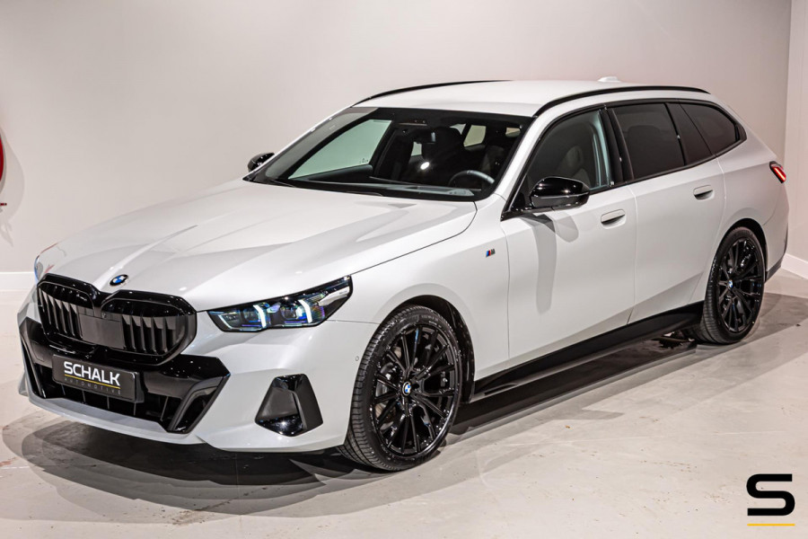 BMW 5 Serie Touring 520i|M-sport|Fisc€70.000|H&K|E-trekhaak|