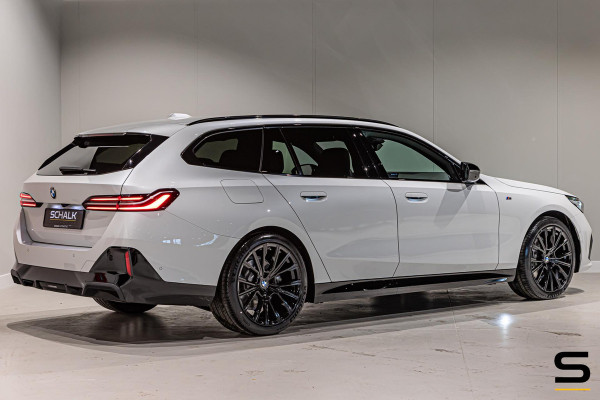 BMW 5 Serie Touring 520i|M-sport|Fisc€70.000|H&K|E-trekhaak|