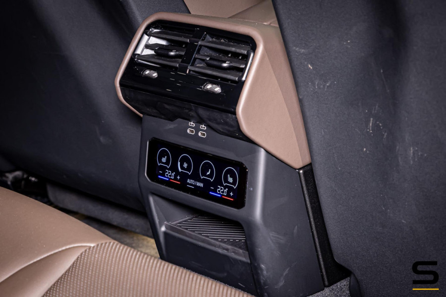 BMW 5 Serie Touring 520i|M-sport|Fisc€70.000|H&K|E-trekhaak|