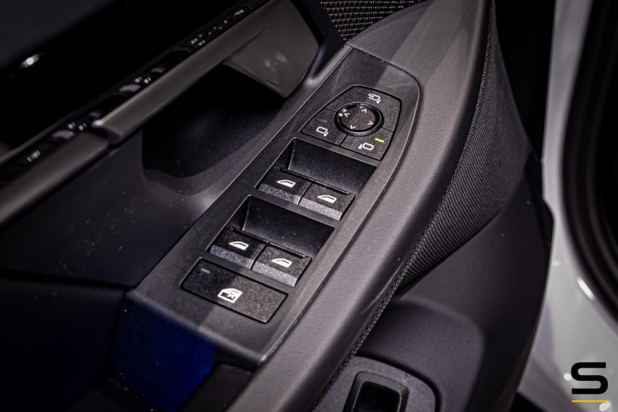 BMW 5 Serie Touring 520i|M-sport|Fisc€70.000|H&K|E-trekhaak|