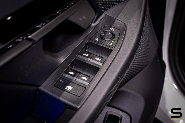 BMW 5 Serie Touring 520i|M-sport|Fisc€70.000|H&K|E-trekhaak|