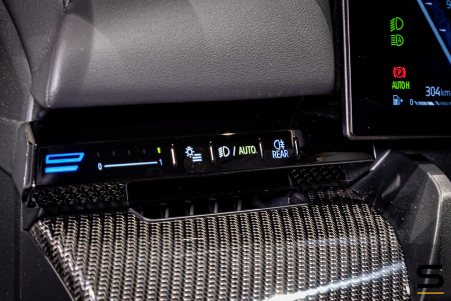 BMW 5 Serie Touring 520i|M-sport|Fisc€70.000|H&K|E-trekhaak|