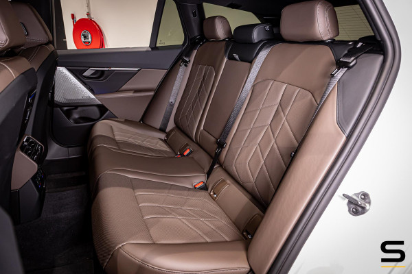 BMW 5 Serie Touring 520i|M-sport|Fisc€70.000|H&K|E-trekhaak|