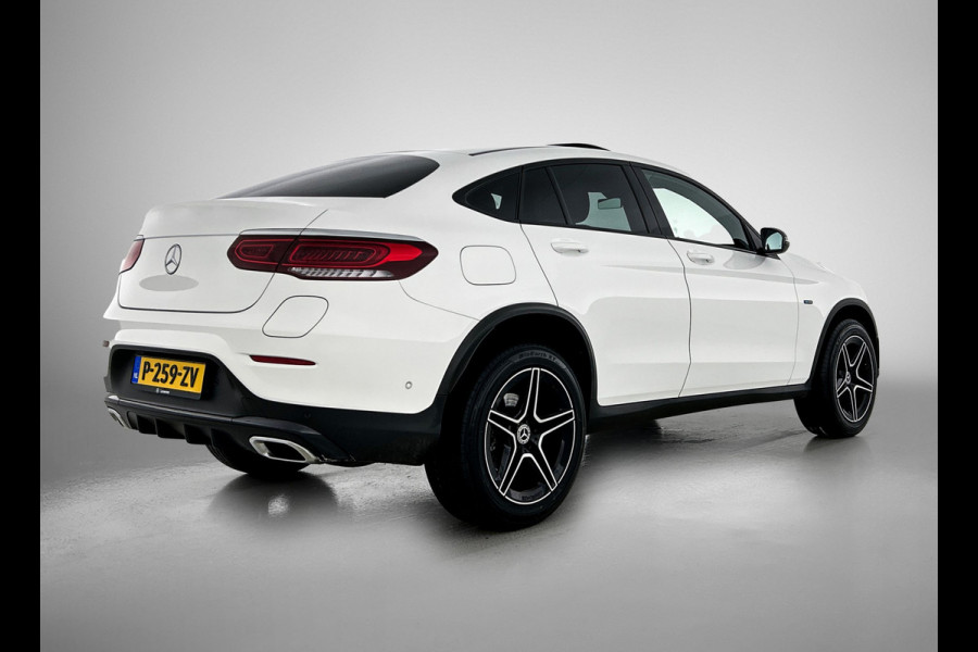 Mercedes-Benz GLC 300 e 4MATIC Business Solution AMG Schuif/kanteldak | 5 spaaks lichtmetalen velgen | Navigatie | parking support Inclusief 24 maanden MB Certified garantie voor Europa.
