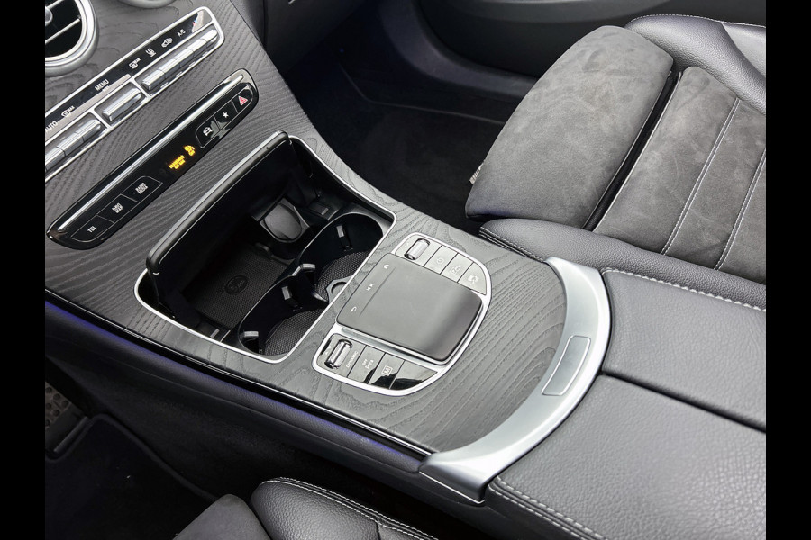 Mercedes-Benz GLC 300 e 4MATIC Business Solution AMG Schuif/kanteldak | 5 spaaks lichtmetalen velgen | Navigatie | parking support Inclusief 24 maanden MB Certified garantie voor Europa.