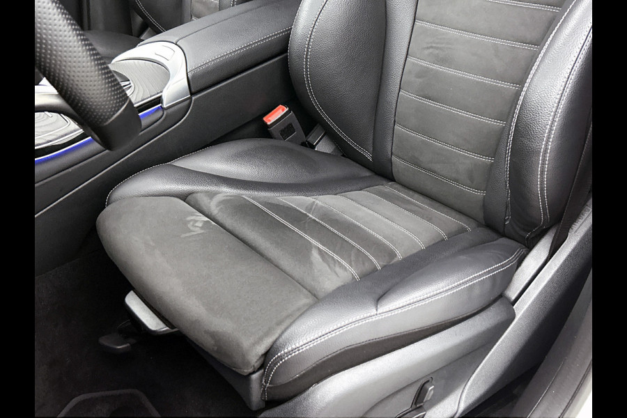 Mercedes-Benz GLC 300 e 4MATIC Business Solution AMG Schuif/kanteldak | 5 spaaks lichtmetalen velgen | Navigatie | parking support Inclusief 24 maanden MB Certified garantie voor Europa.