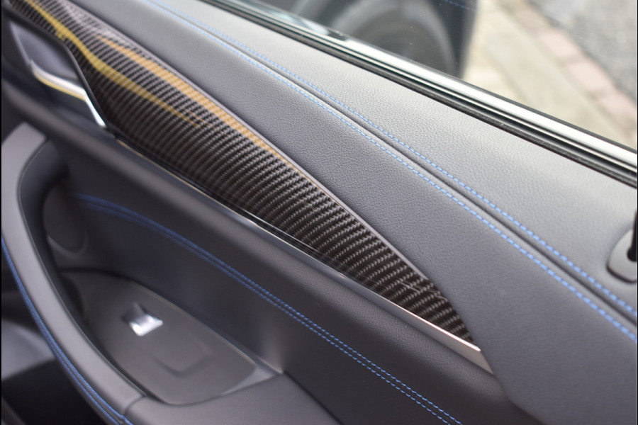 BMW X3 xDrive30e M-Pakket 292 Pk Frozen Black M-Stoelen Pano Navi 360 Memory Hud Carbon Camera Leder Laser 20 Inch