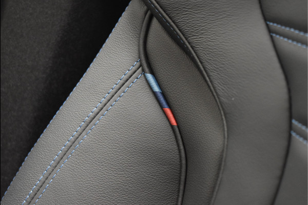 BMW X3 xDrive30e M-Pakket 292 Pk Frozen Black M-Stoelen Pano Navi 360 Memory Hud Carbon Camera Leder Laser 20 Inch