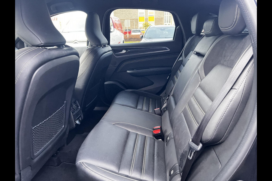 Renault Arkana 1.6 E-Tech hybrid 145 E-Tech engineered Adaptieve Cruise Control | Stoel- en stuurwiel verwarming | Climate Control | Trekhaak