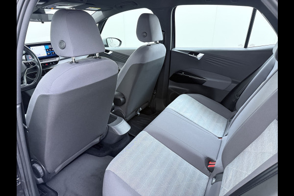 Volkswagen ID.3** Gereserveerd** First 58kWh Navi Ecc Adap.Cruise Apple Carplay Android 18"lm Pdc Bluetooth Keyless Led Rijstrooksensor IQ Drive Stoel+Stuurverwarming 1e Eigenaar Origineel Nederlandse Auto