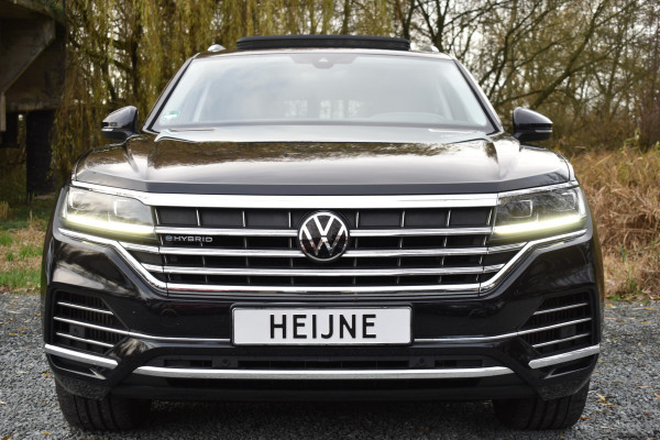 Volkswagen Touareg 3.0 TSi eHybrid ELEGANCE 4MOTION HEAD-UP/LEDER/PANORAMADAK