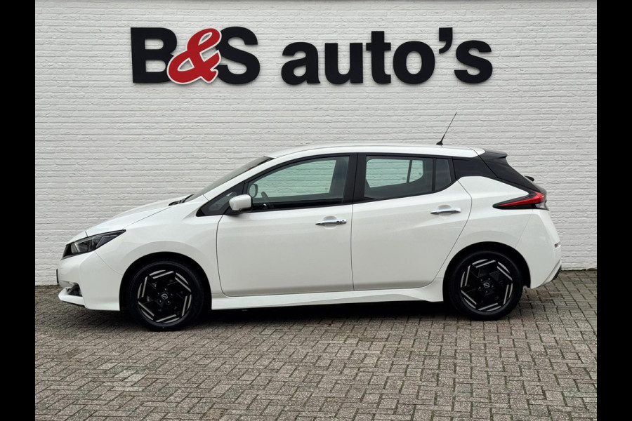 Nissan Leaf N-Connecta 39 kWh Adaptive cruise Climate control Stuur- en Stoelverwarming v/a Apple / Android