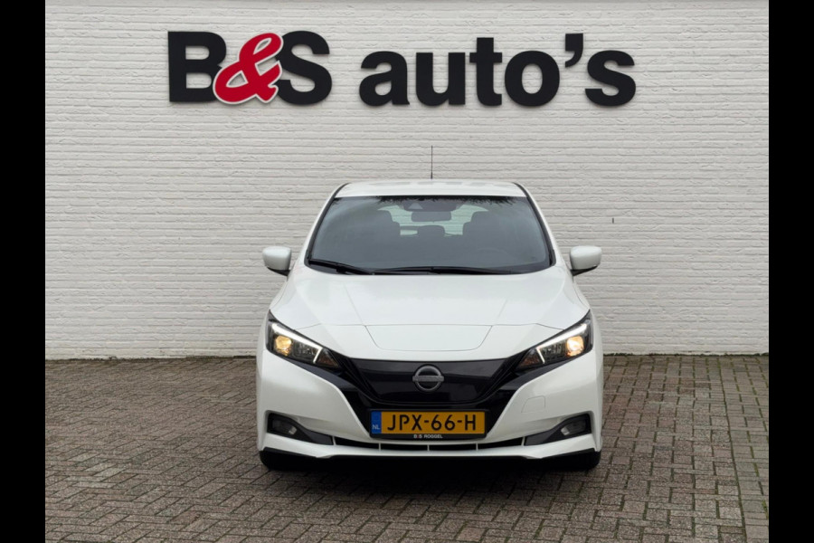 Nissan Leaf N-Connecta 39 kWh Adaptive cruise Climate control Stuur- en Stoelverwarming v/a Apple / Android