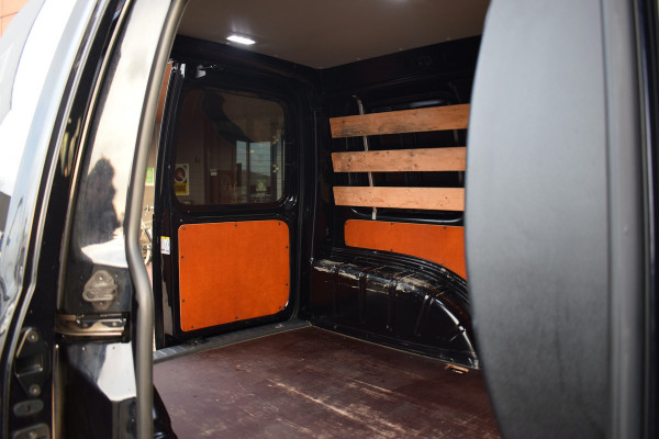 Volkswagen Caddy 2.0 TDI L1H1 BMT Highline | Apple CarPlay | Airco | Cruise | Voorruitverwarming